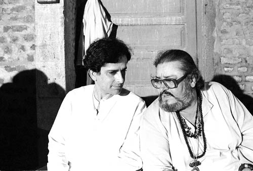 Shammi Kapoor with brother Shashi Kapoor